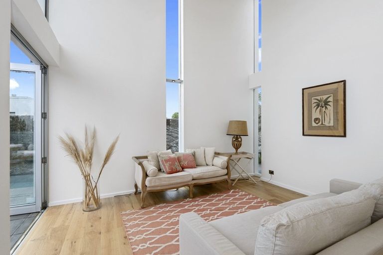 Photo of property in 100 Glandovey Road, Fendalton, Christchurch, 8052