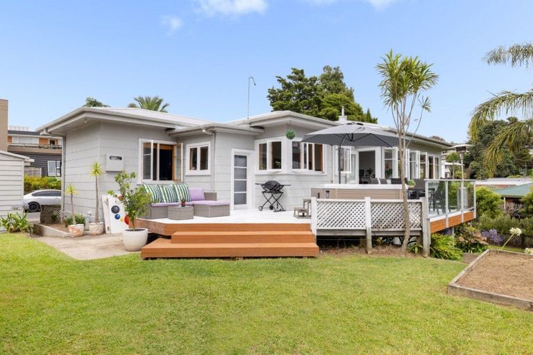 Photo of property in 6a Waikareao Way, Brookfield, Tauranga, 3110