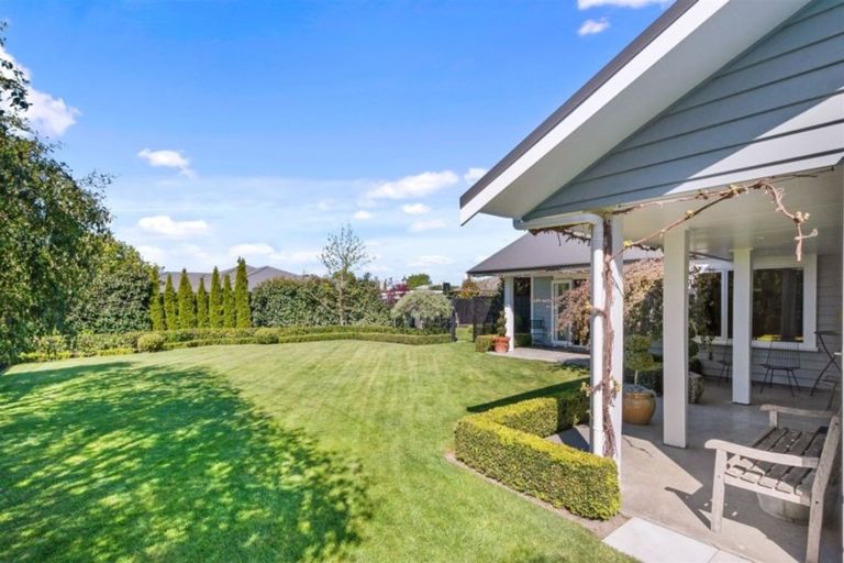 Photo of property in 6 West Belt, Rangiora, 7400