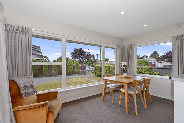 Photo of property in 360 Harewood Road, Bishopdale, Christchurch, 8053