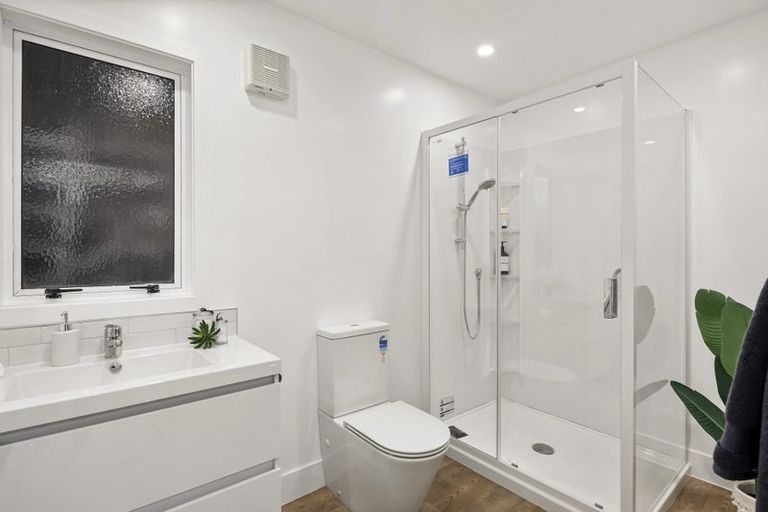 Photo of property in 16a Stafford Street, Mount Victoria, Wellington, 6011