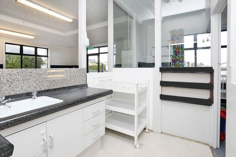 Photo of property in 6 Woodhouse Street, Appleby, Invercargill, 9812