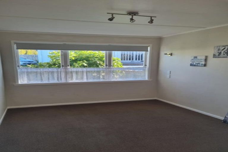 Photo of property in 834a Whangaparaoa Road, Manly, Whangaparaoa, 0930