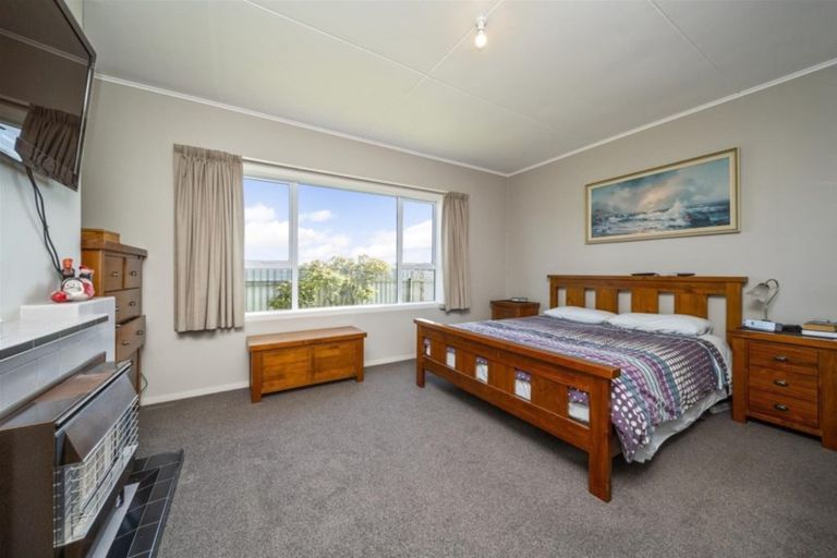Photo of property in 19 Arthur Street, Hawera, 4674