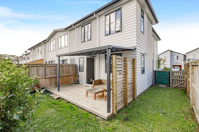 Photo of property in 65 Saddleback Crescent, Papakura, 2110