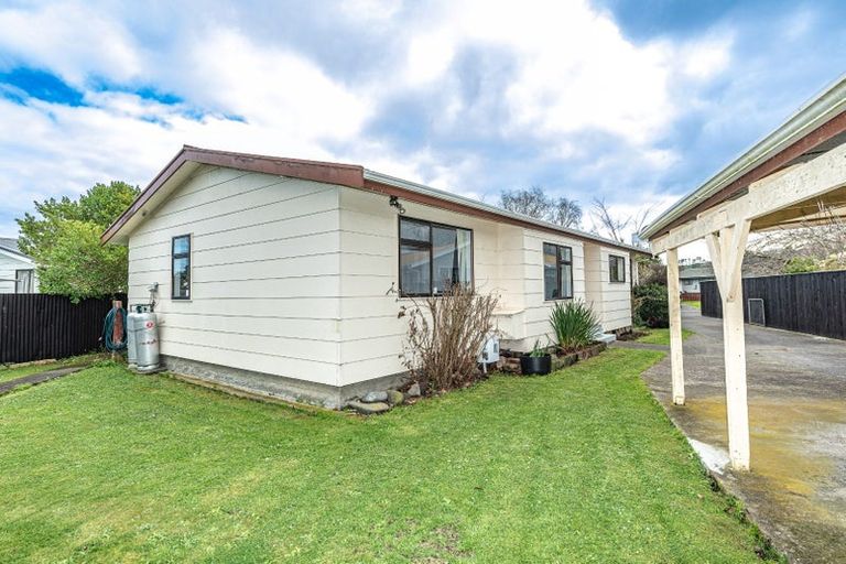 Photo of property in 42 Wembley Place, Whanganui East, Whanganui, 4500