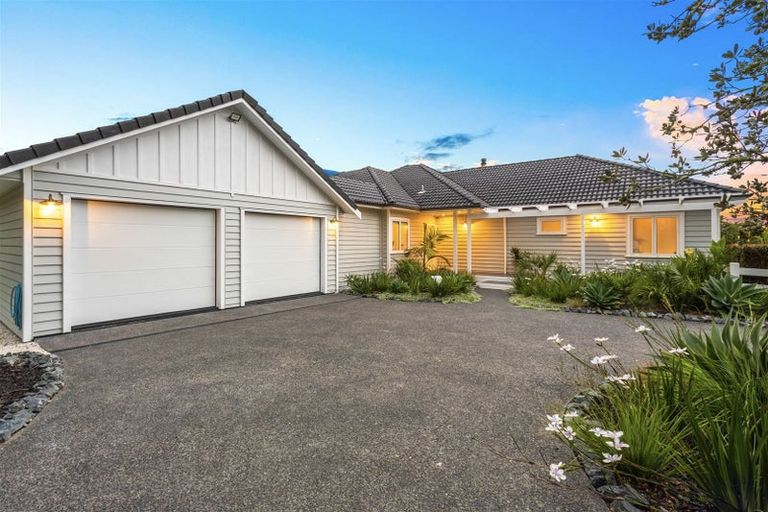Photo of property in 490 Whitehills Road, Waitoki, Silverdale, 0994