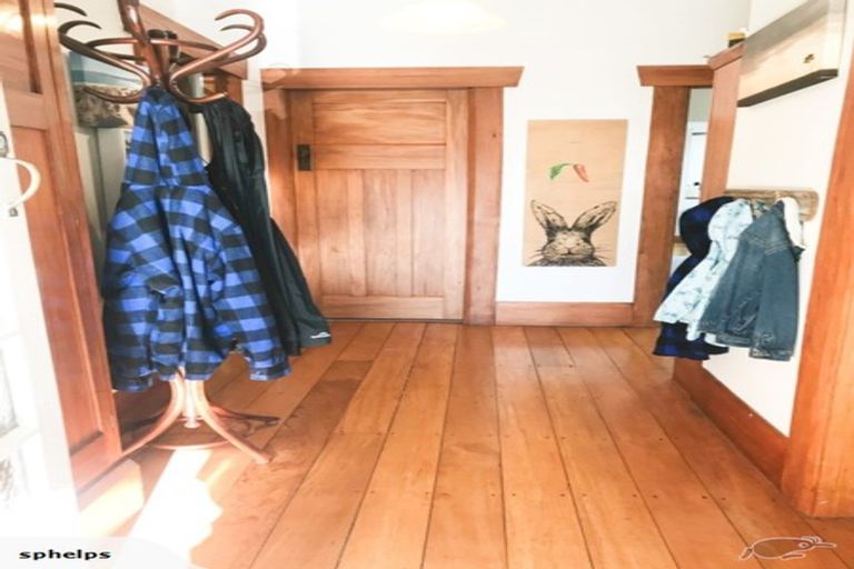 Photo of property in 9 Walsh Road, Westown, New Plymouth, 4310