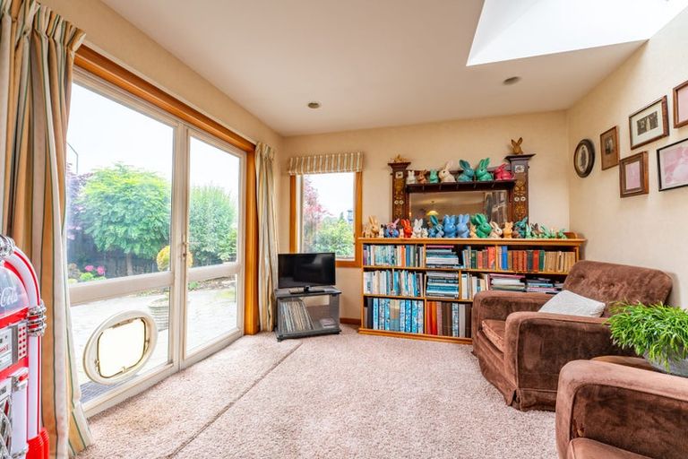 Photo of property in 1 Evans Street, Maori Hill, Timaru, 7910