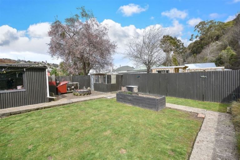 Photo of property in 33 Crown Street, North East Valley, Dunedin, 9010