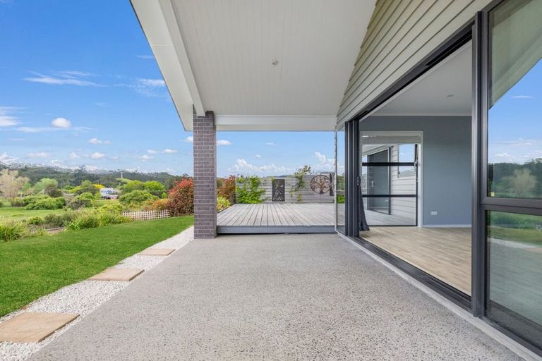 Photo of property in 8 Awatiro Drive, Kaukapakapa, 0871