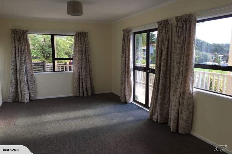 Photo of property in 12 Puketiro Place, Paihia, 0200