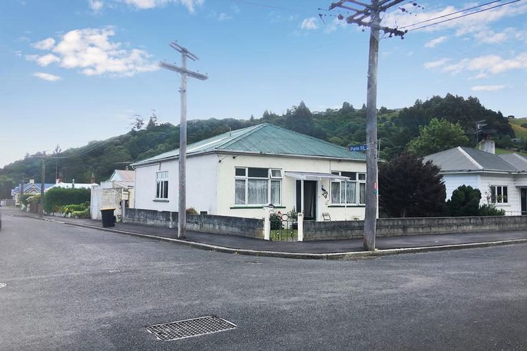 Photo of property in 39 Selwyn Street, North East Valley, Dunedin, 9010