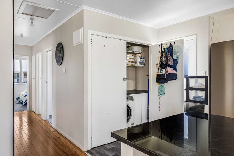 Photo of property in 1 Tui Street, Outer Kaiti, Gisborne, 4010