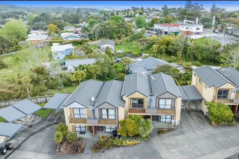 Photo of property in 24/94 Glengarry Road, Glen Eden, Auckland, 0602