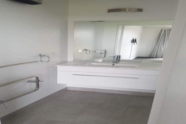 Photo of property in 22 Flint Road, Rolleston, 7614