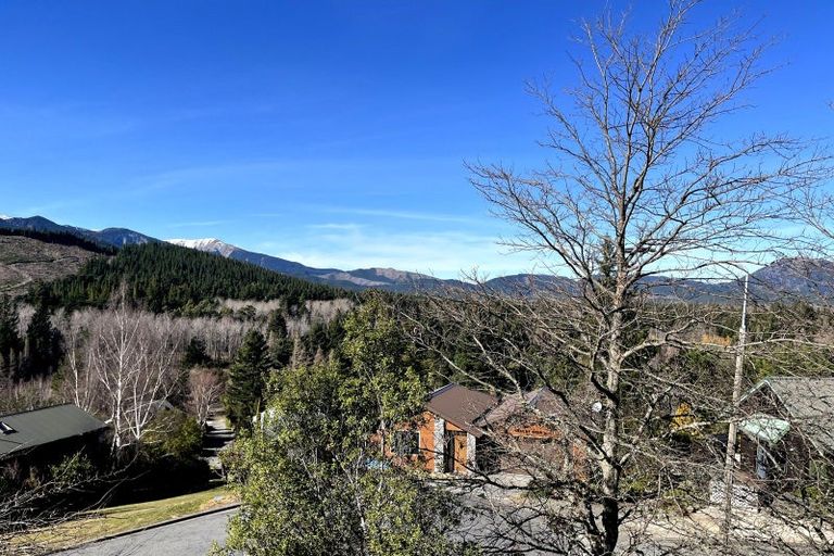 Photo of property in 90 Chalet Crescent, Hanmer Springs, 7334