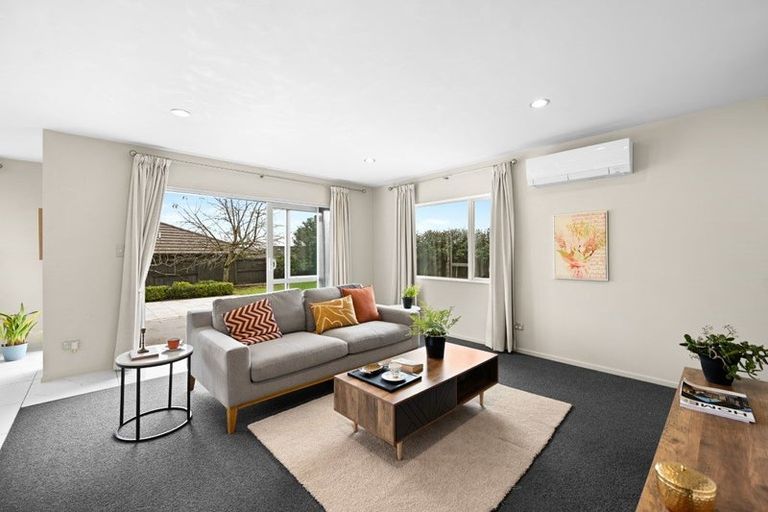 Photo of property in 60 Magellan Rise, Flagstaff, Hamilton, 3210