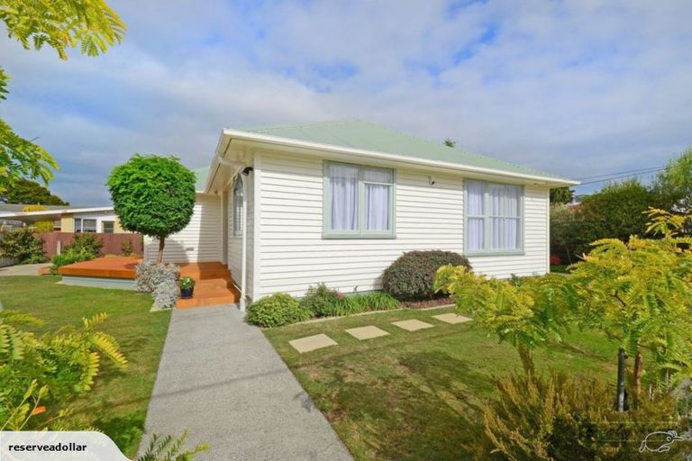 Photo of property in 30a Ranfurly Street, Trentham, Upper Hutt, 5018