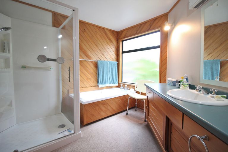 Photo of property in 80 Aronui Road, Bridge Hill, Alexandra, 9320