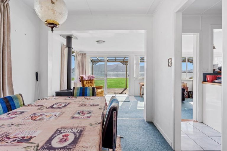 Photo of property in 46 One Tree Point Road, One Tree Point, 0118