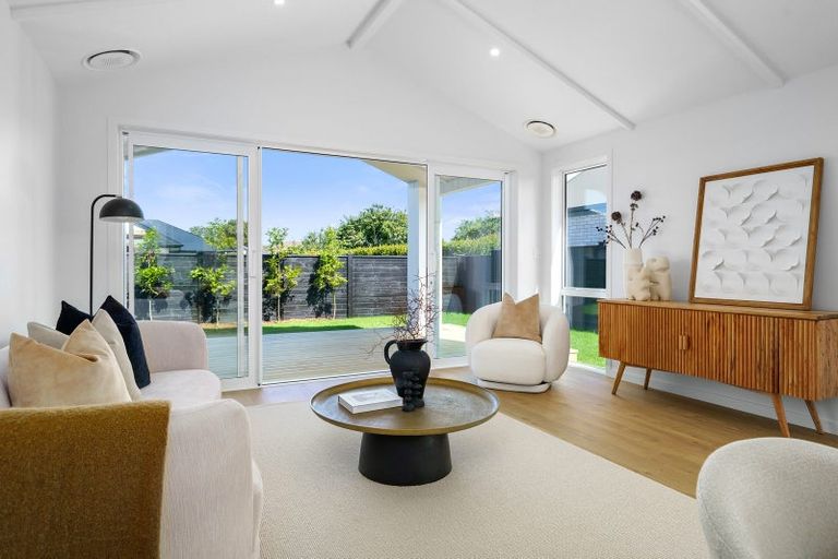 Photo of property in 11 Rose Leigh Drive, Cambridge, 3434