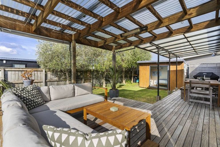 Photo of property in 112a Kiwi Road, Whangamata, 3620