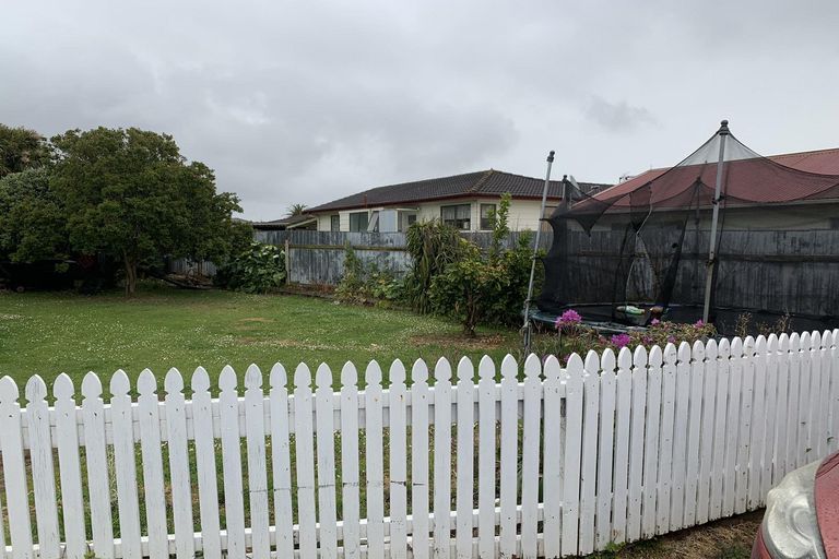 Photo of property in 11 Treviso Place, Clover Park, Auckland, 2023