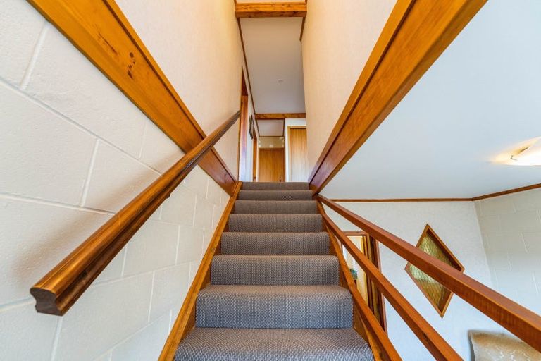 Photo of property in 25 Golders Place, Richmond Heights, Taupo, 3330