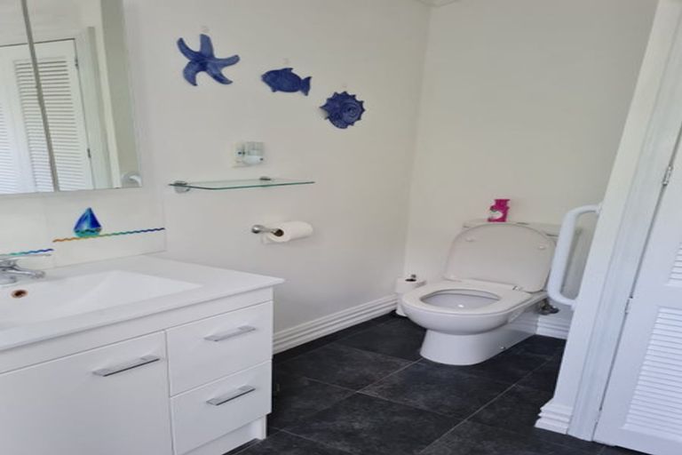 Photo of property in 80-82 Fox Street, Featherston, 5710