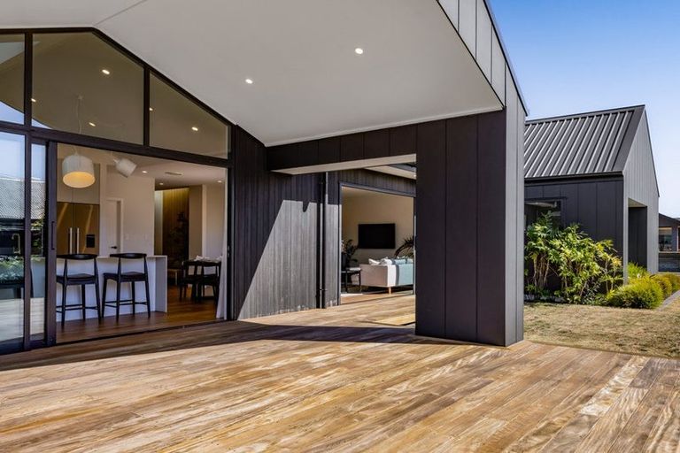 Photo of property in 27 Keene Drive, Bell Block, New Plymouth, 4312