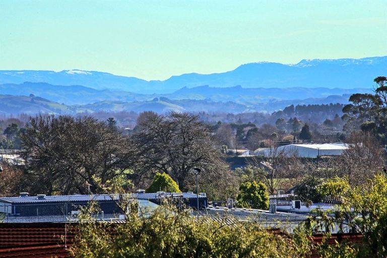 Photo of property in 140 Te Mata Road, Havelock North, 4130