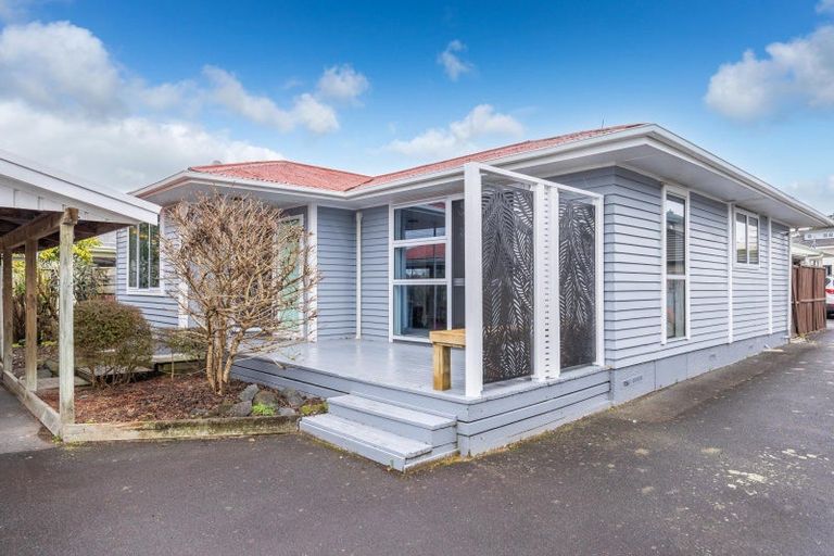 Photo of property in 21 Carrington Avenue, Hillcrest, Hamilton, 3216