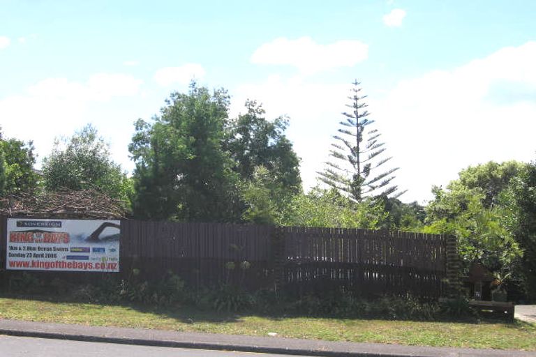 Photo of property in 76 Bentley Avenue, Glenfield, Auckland, 0629