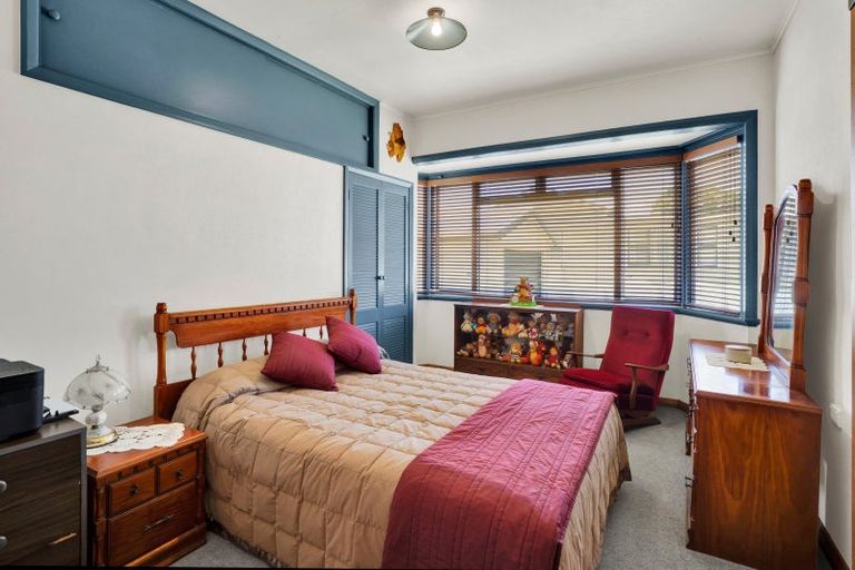 Photo of property in 53 Domett Street, Opunake, 4616