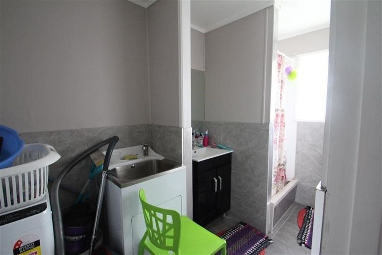 Photo of property in 1/735 Massey Road, Mangere, Auckland, 2022