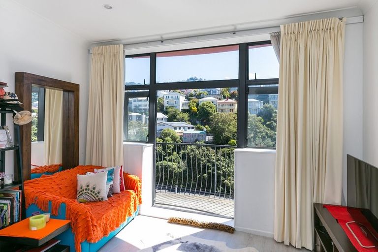 Photo of property in Terrace Garden Apartments, 8b/120 The Terrace, Wellington Central, Wellington, 6011