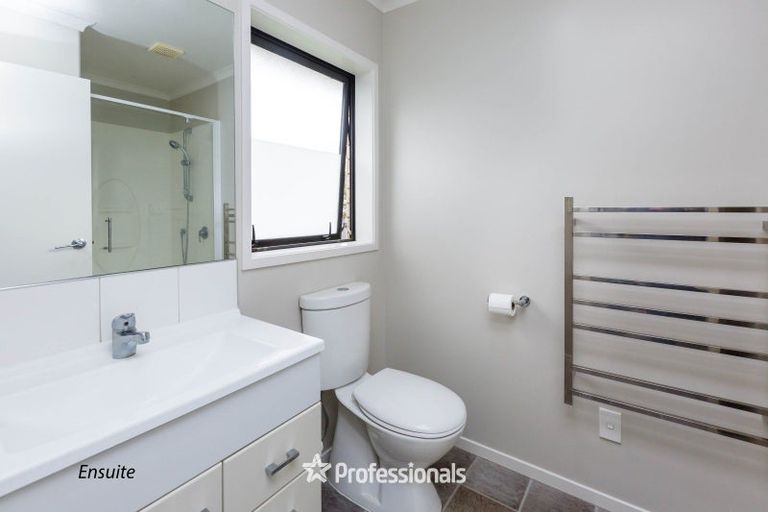 Photo of property in 30 Hildreth Street, Trentham, Upper Hutt, 5018