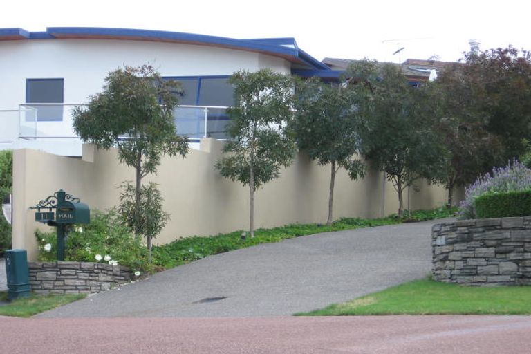 Photo of property in 13 Asbury Crescent, Campbells Bay, Auckland, 0630