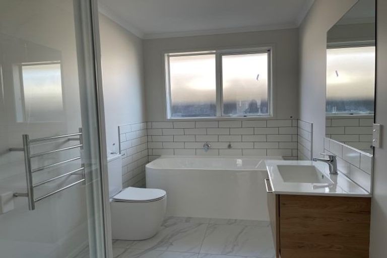 Photo of property in 2d Kauri Lane, Omokoroa, 3114