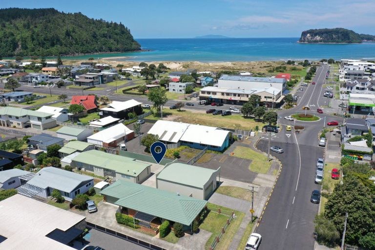 Photo of property in 104 Hetherington Road, Whangamata, 3620