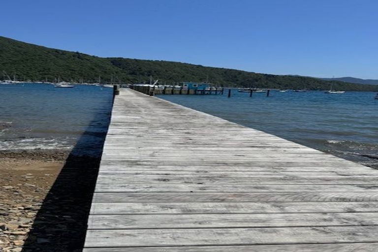 Photo of property in 4 Whaitere Place, Waikawa, Picton, 7220