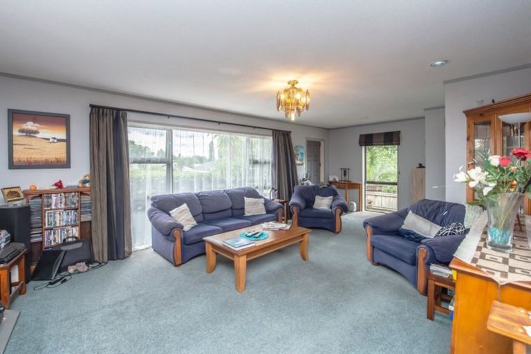 Photo of property in 10 Tupelo Street, Pukete, Hamilton, 3200