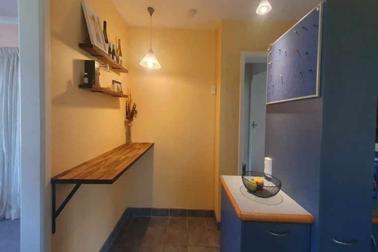 Photo of property in 35 Evesham Crescent, Spreydon, Christchurch, 8024