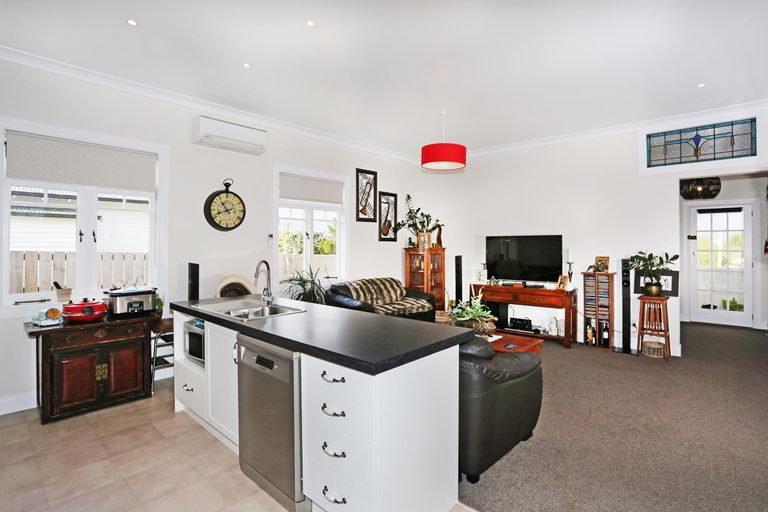 Photo of property in 38 Jellicoe Avenue, Tuakau, 2121