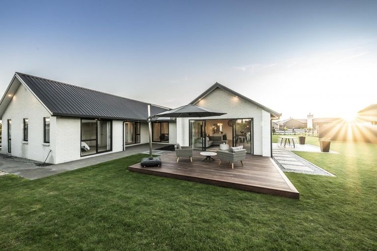 Photo of property in 2 Nikale Street, Cambridge, 3434