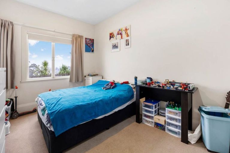 Photo of property in 49 Lonely Track Road, Fairview Heights, Auckland, 0632
