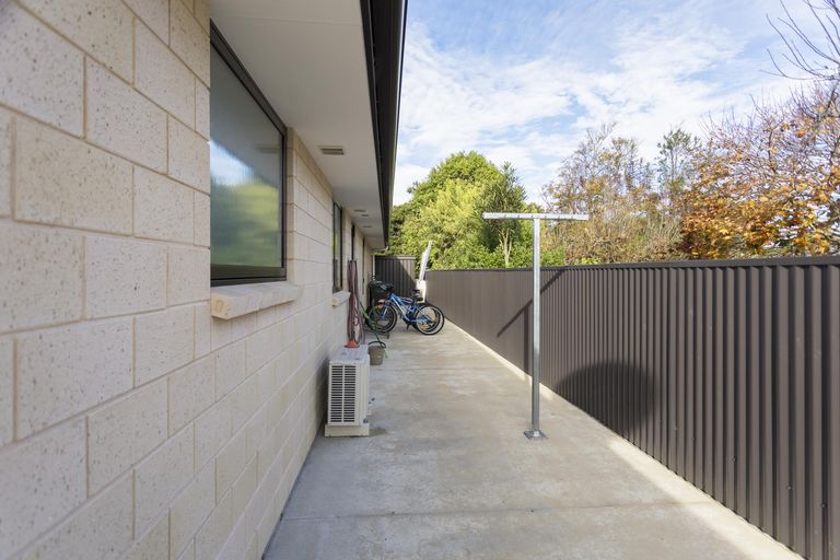 Photo of property in 11 Dove Place, Holmes Hill, Oamaru, 9401