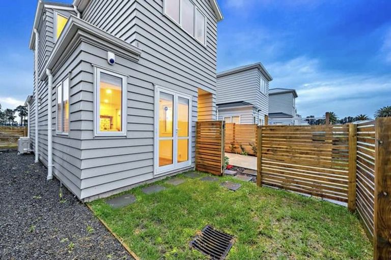 Photo of property in 13 Divide Loop, Takanini, 2112