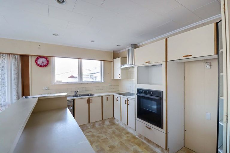 Photo of property in 1002 High Street, Avalon, Lower Hutt, 5011